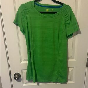 Xersion Bright Green Active Short Sleeve Women's Tee